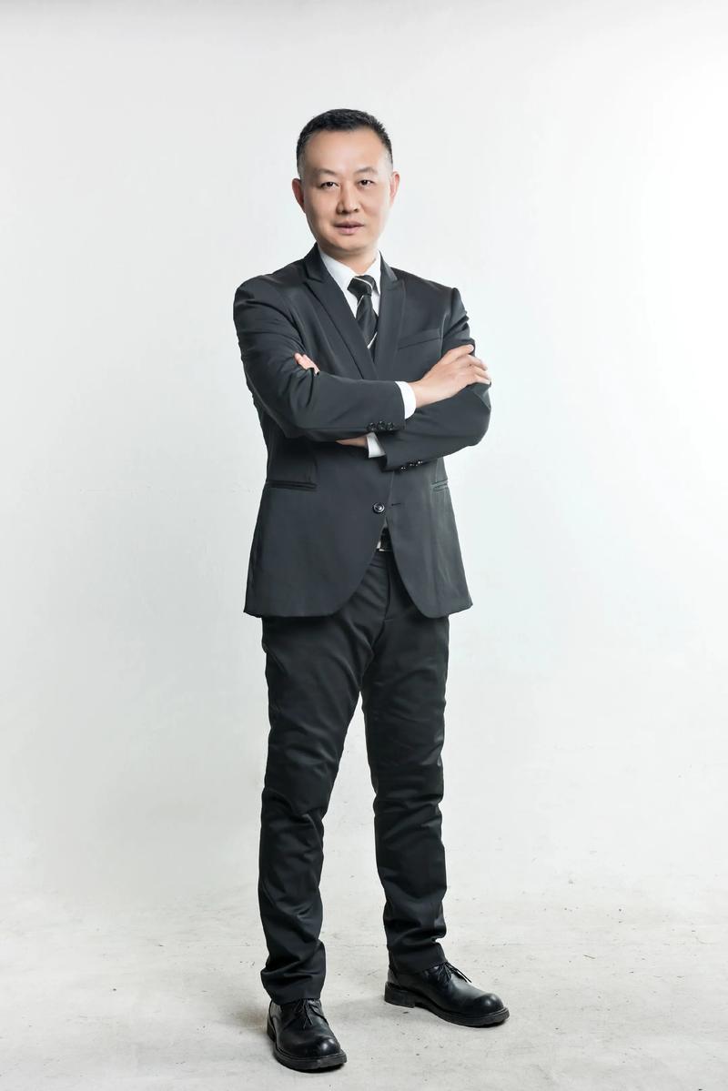 万仕芬 灯光与音效负责人